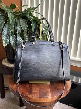 LOUIS VUITTON Epi Leather Brea MM Bag, Black